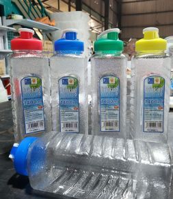 Bình pet vuông 1.4 lít